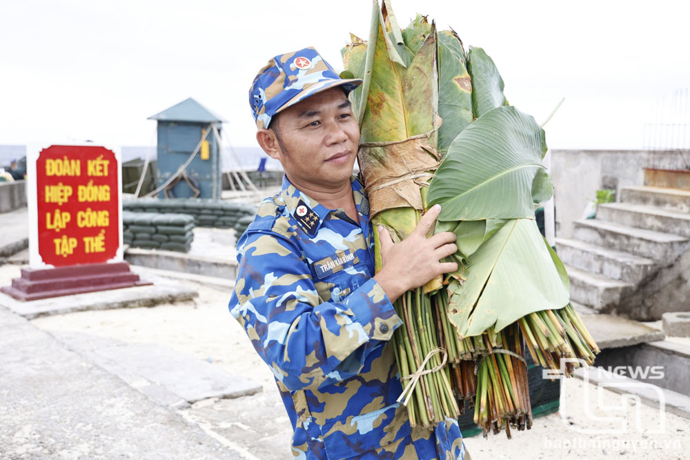 Xuân sớm trên quần đảo Trường Sa - bài 3: Tết rộn ràng, ấm tình thân