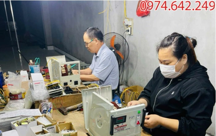 Giải pháp ổn định điện áp toàn diện: Phân biệt và lựa chọn giữa hệ thống 1 pha và 3 pha