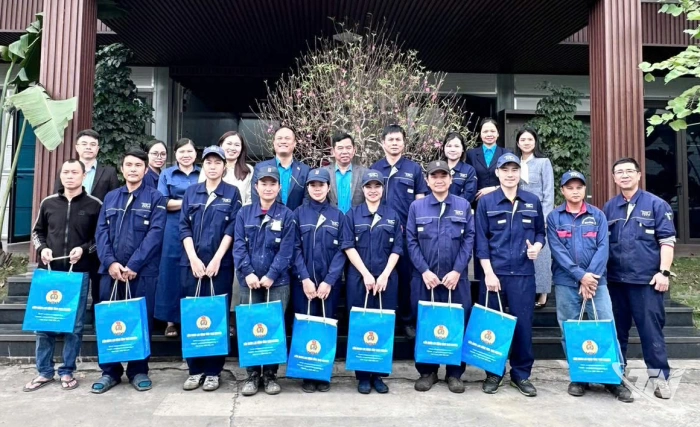 Tết sẻ chia ấm lòng người lao động