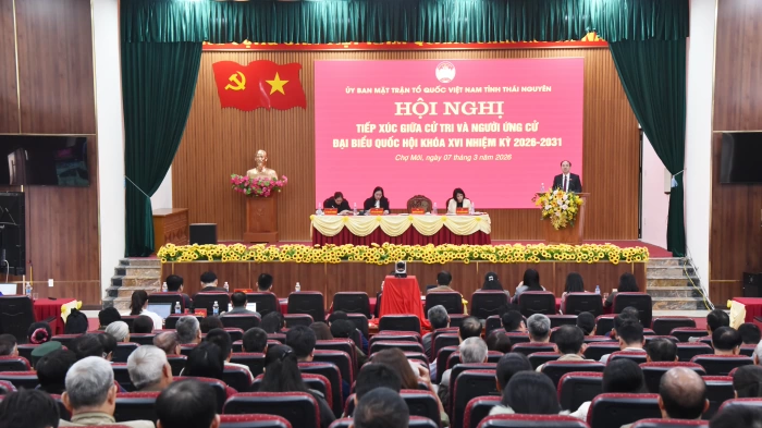 Ứng cử viên đại biểu Quốc hội đơn vị bầu cử số 4 tiếp xúc cử tri, vận động bầu cử