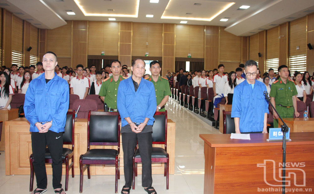 Xét xử lưu động 3 vụ án hình sự