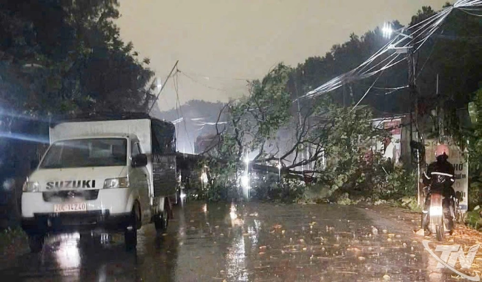 Thái Nguyên khẩn trương khắc phục hậu quả mưa dông