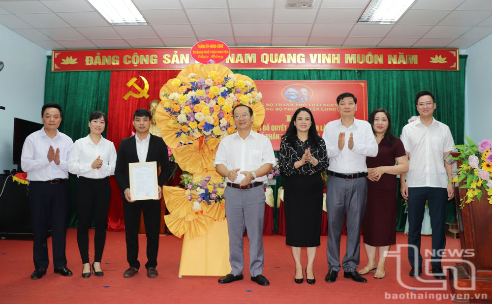 Thành lập Chi bộ Công ty CP Thương mại và Du lịch Hà Lan