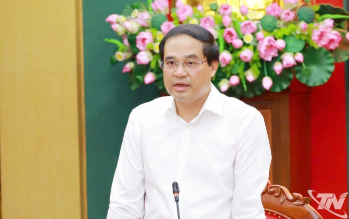Tinh gọn bộ máy đi đôi với phục vụ nhân dân tốt hơn