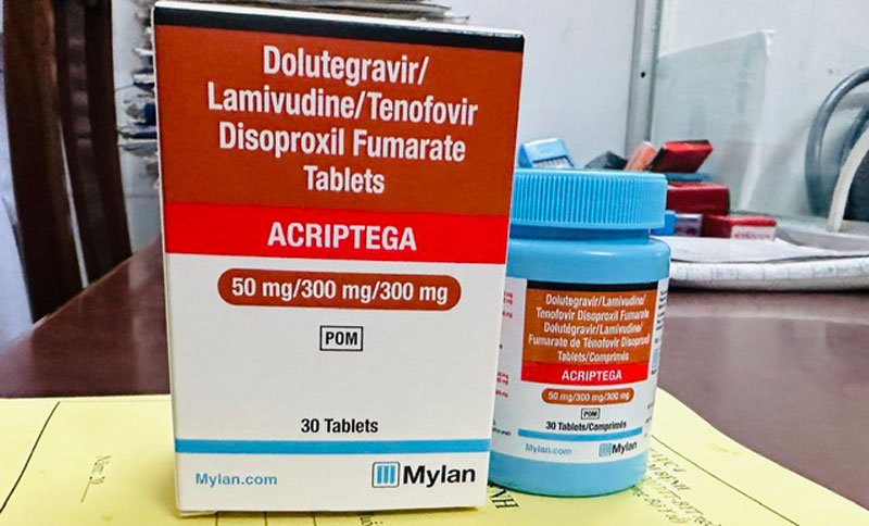 Những người dùng thuốc điều trị HIV giảm nguy cơ lây truyền HIV cho bạn tình