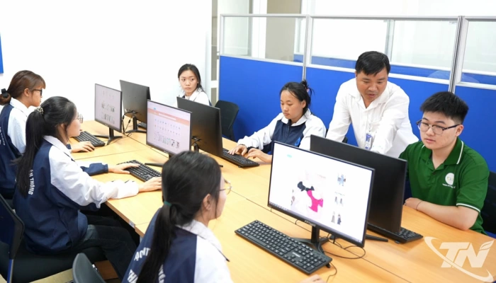 Tiên phong tạo nguồn nhân lực số