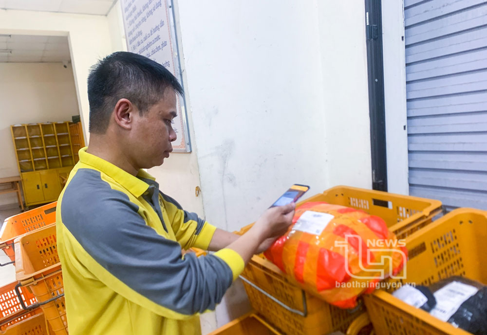 Bưu điện Thái Nguyên số hóa dịch vụ chuyển phát 