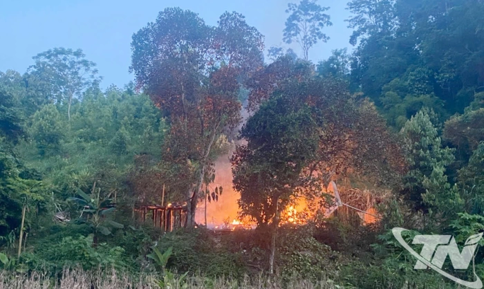 Cháy nhà dân ở xã Thanh Mai, toàn bộ tài sản bị thiêu rụi