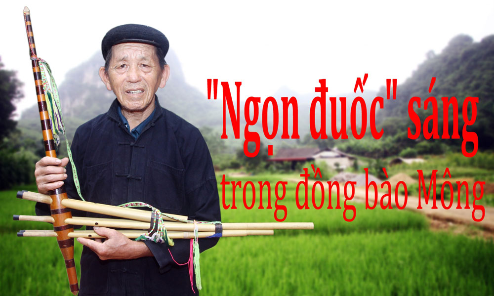 "Ngọn đuốc" sáng trong đồng bào Mông