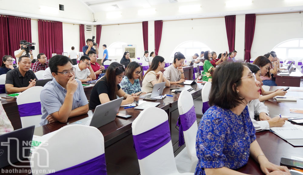 Đẩy mạnh truyền thông về công nhân, công đoàn