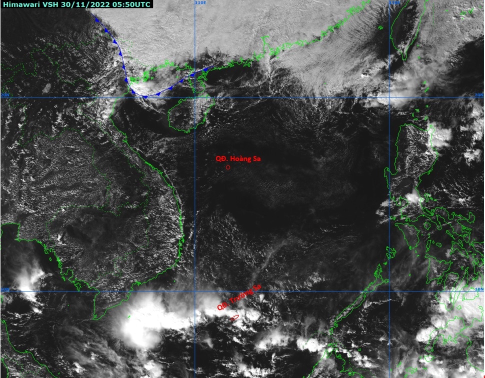 Không khí lạnh đã tràn qua biên giới, vùng núi cao sẽ có băng giá, mưa tuyết