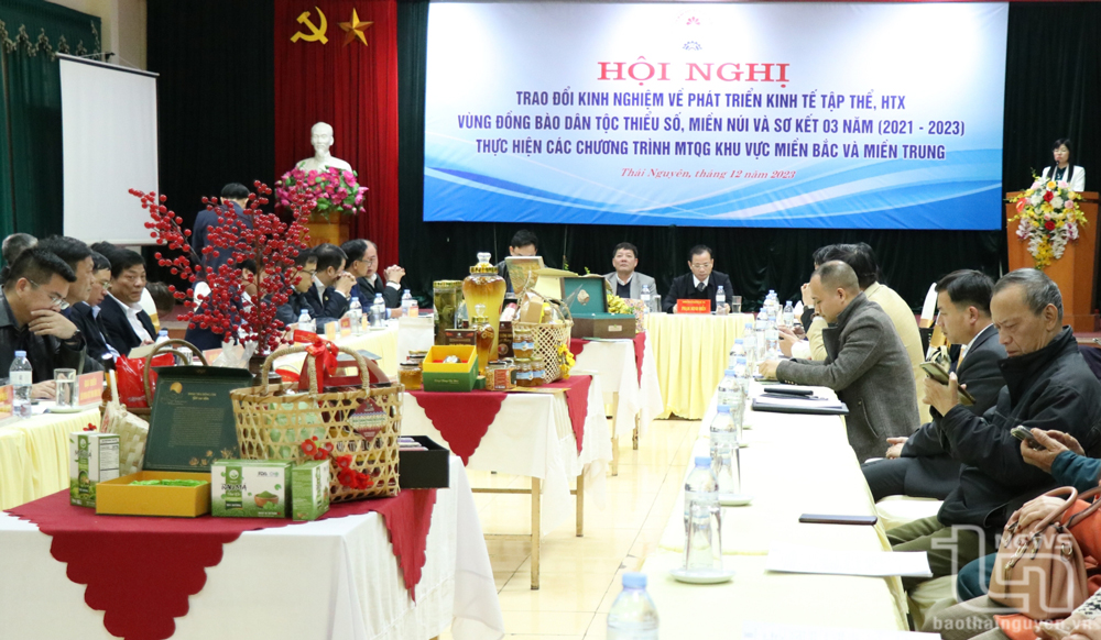 Chia sẻ kinh nghiệm thúc đẩy kinh tế tập thể vùng dân tộc thiểu số, miền núi