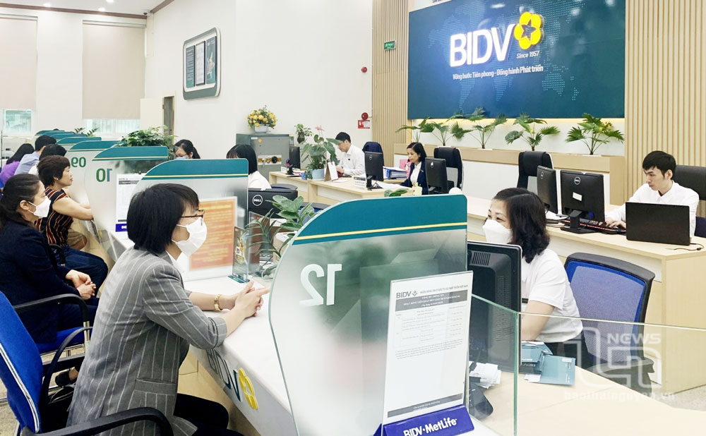 Tín dụng tăng, nỗi lo chưa giảm