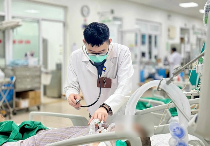 Bảo hiểm y tế bổ sung: Giải pháp giảm chi tiền túi, tăng bảo vệ tài chính cho người dân