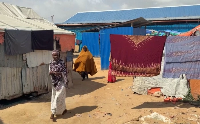 Hạn hán tại Somalia khiến hàng loạt gia đình phải rời bỏ nhà cửa