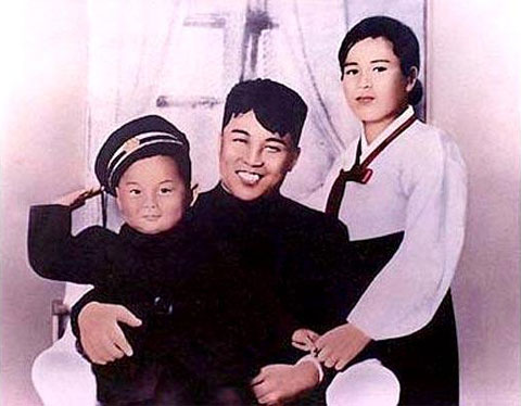 Cuộc đời Chủ tịch Triều Tiên Kim Jong-il qua ảnh