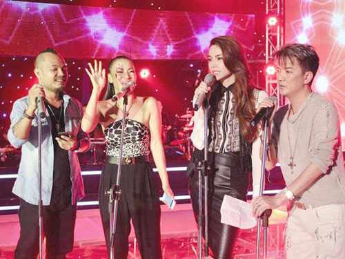 Sau scandal, còn mong chờ gì ở “Giọng hát Việt”?