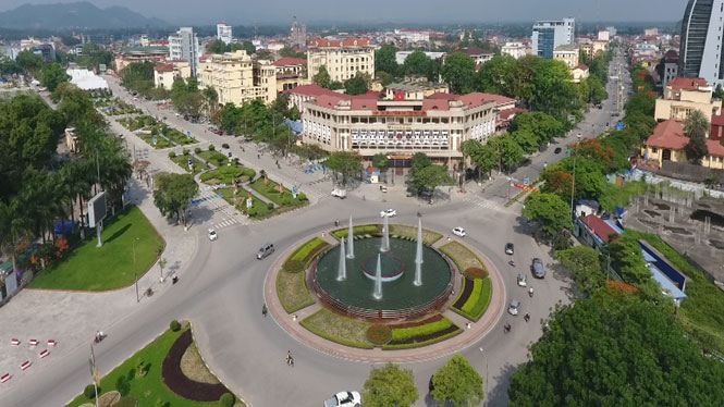 Một năm vượt khó về đích