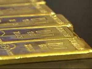 Khởi tố vụ án vận chuyển trái phép 6,4 kg vàng trên máy bay Vietnam Airines