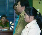 19 năm tù cho má mì tổ chức bán dâm