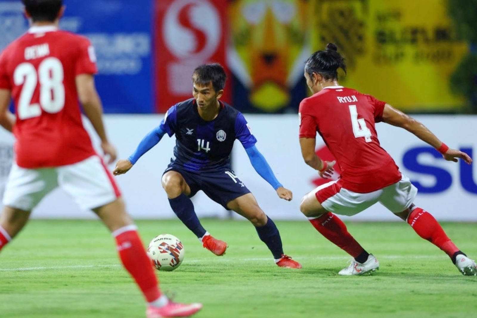 Indonesia đả bại Campuchia, Malaysia thắng đậm Lào