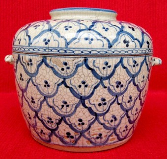 Tìm thấy chiếc liễn sứ thời nhà Lê