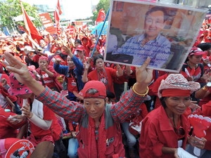 Phe "áo đỏ" Thái quyết không giải tán biểu tình