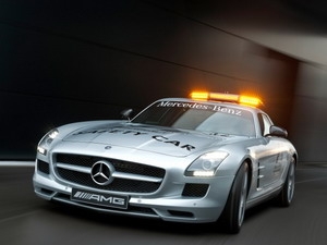 Mercedes-Benz SLS AMG là xe an toàn ở giải F1