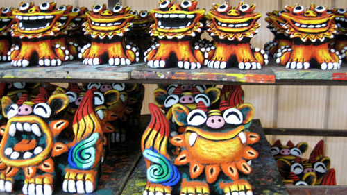 Bất bình thay, gốm Việt!