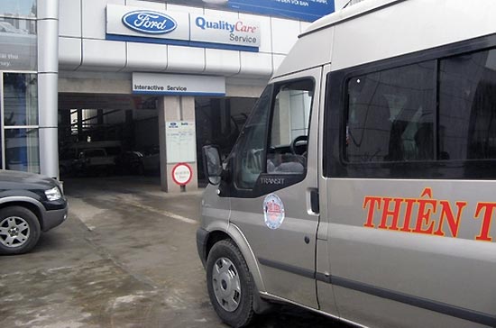 Vụ xe Ford tăng tốc ngoài ý muốn: Ba bên vẫn bất đồng