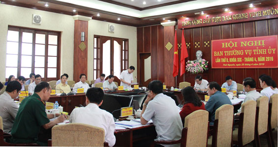 Thảo luận, quyết định một số nội dung