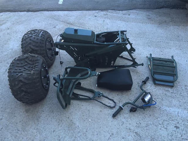 Mất chưa đầy 5 phút để tháo rời các chi tiết của xe