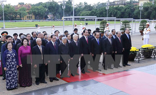 Lãnh đạo Đảng, Nhà nước vào Lăng viếng Chủ tịch Hồ Chí Minh