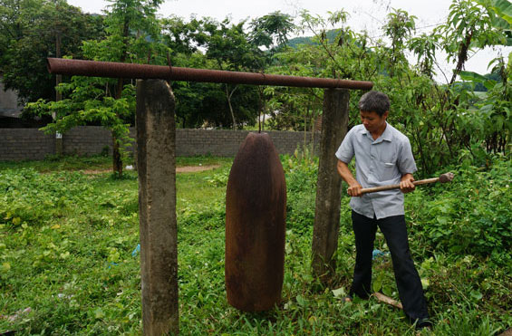 Tiếng kẻng an ninh ở Hợp Tiến
