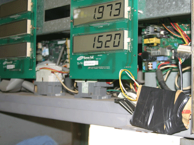 Hà Nội: Phát hiện một cây xăng gắn chip điện tử để gian lận