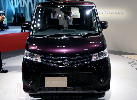 ROOX - mẫu xe mini siêu rộng của Nissan