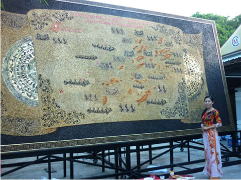 Bản đồ Trường Sa nặng 600 kg bằng hạt cà phê