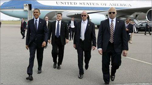 Giám đốc Cơ quan mật vụ Mỹ điều trần về vụ bê bối của nhân viên