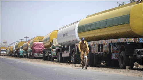 Pakistan phát động tuần hành lịch sử chống NATO