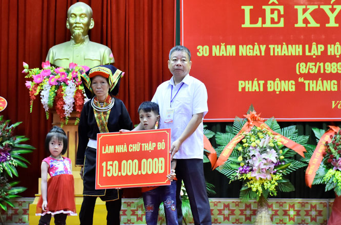       Chung tay giúp đỡ những mảnh đời bất hạnh