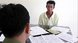 Đồng Nai: Bắt Giám đốc chuyên làm giấy tờ giả 