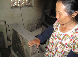 Cẩn thận khi sử dụng máy thái rau