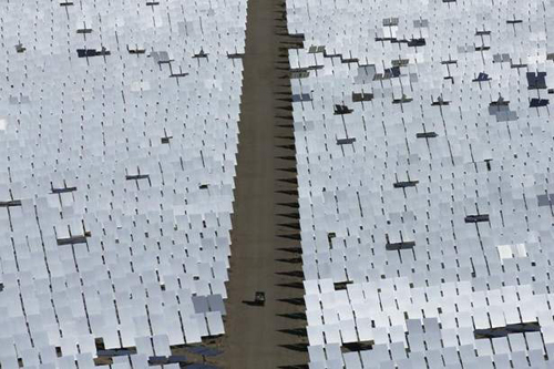 Nhà máy điện mặt trời lớn nhất thế giới