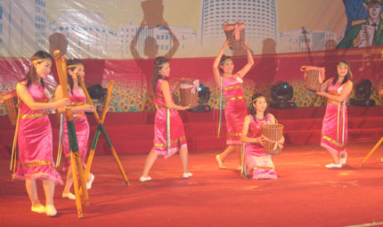 Gần 200 diễn viên quần chúng tham gia Liên hoan “Ngày hội non sông”