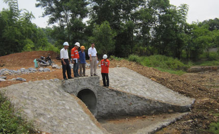 Bàn giao công trình cống thoát nước Khu tái định cư Hùng Sơn 3