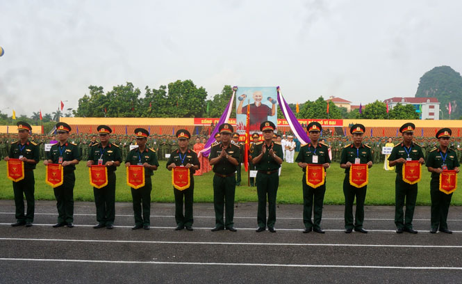 Hơn 1.000 cán bộ, chiến sĩ tham gia Hội thao 