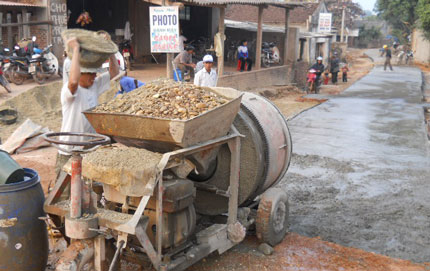 Nâng cao chất lượng sinh hoạt chi bộ ở thị trấn Hương Sơn