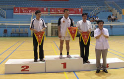 Trên 300 vận động viên tham gia giải cầu lông, bóng bàn CNVC