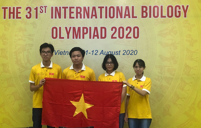 Bốn học sinh Việt Nam đoạt giải tại Olympic sinh học quốc tế