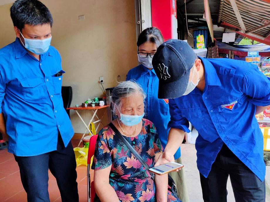 Nhiều hoạt động hỗ trợ chống dịch COVID-19